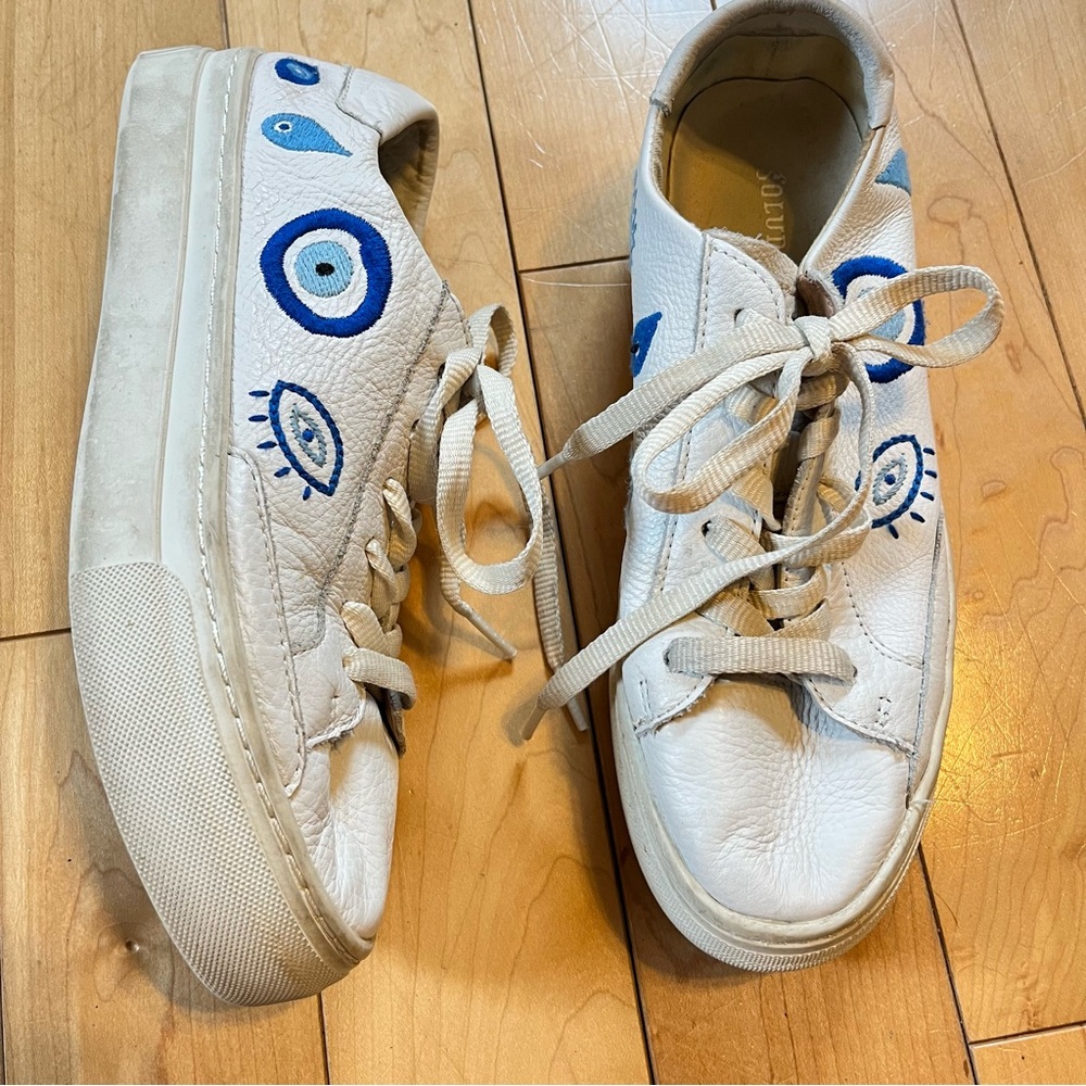 Soludos Evil Eye Ibiza Sneaker White and blue embroidered size 7.5 - Picture 9 of 9